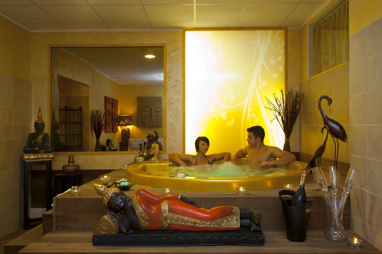 Hotel Gambrinus Ρίμινι Εξωτερικό φωτογραφία
